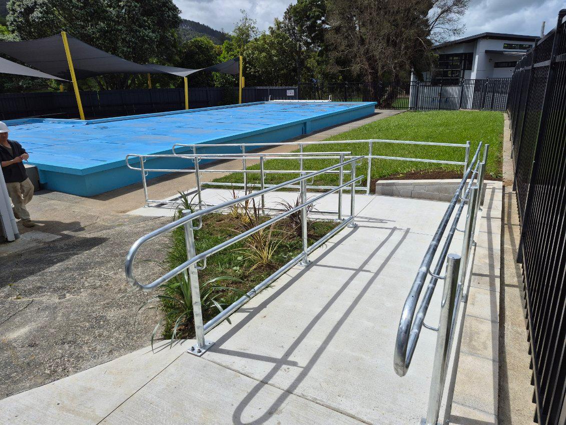 Copy of handrail4